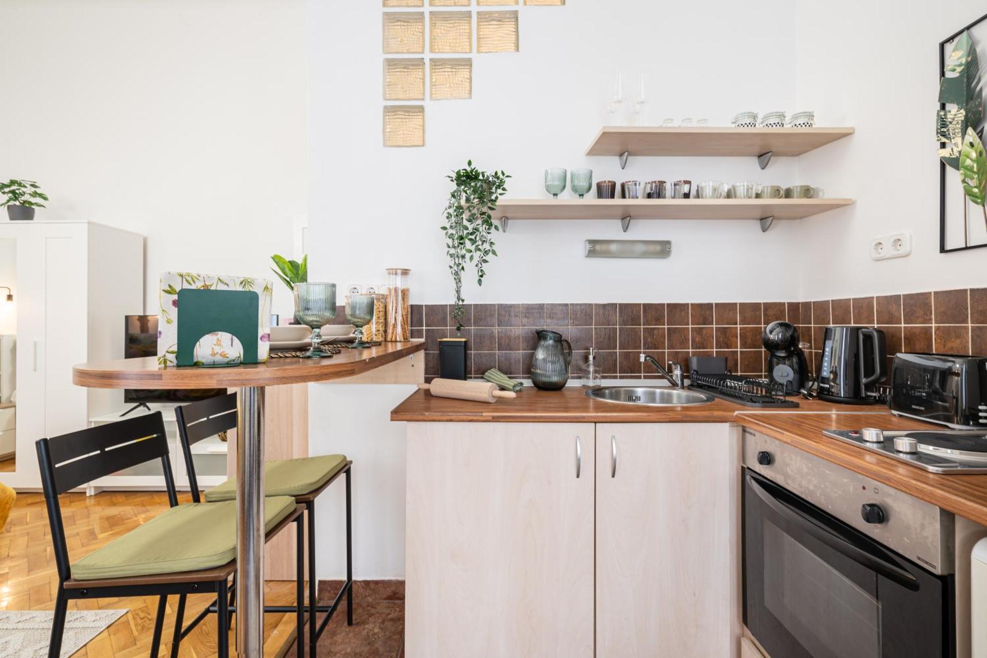 Cosmopolitan Studio - Chic Getaway In A Fancy Neighbourhood Budapeste Exterior foto