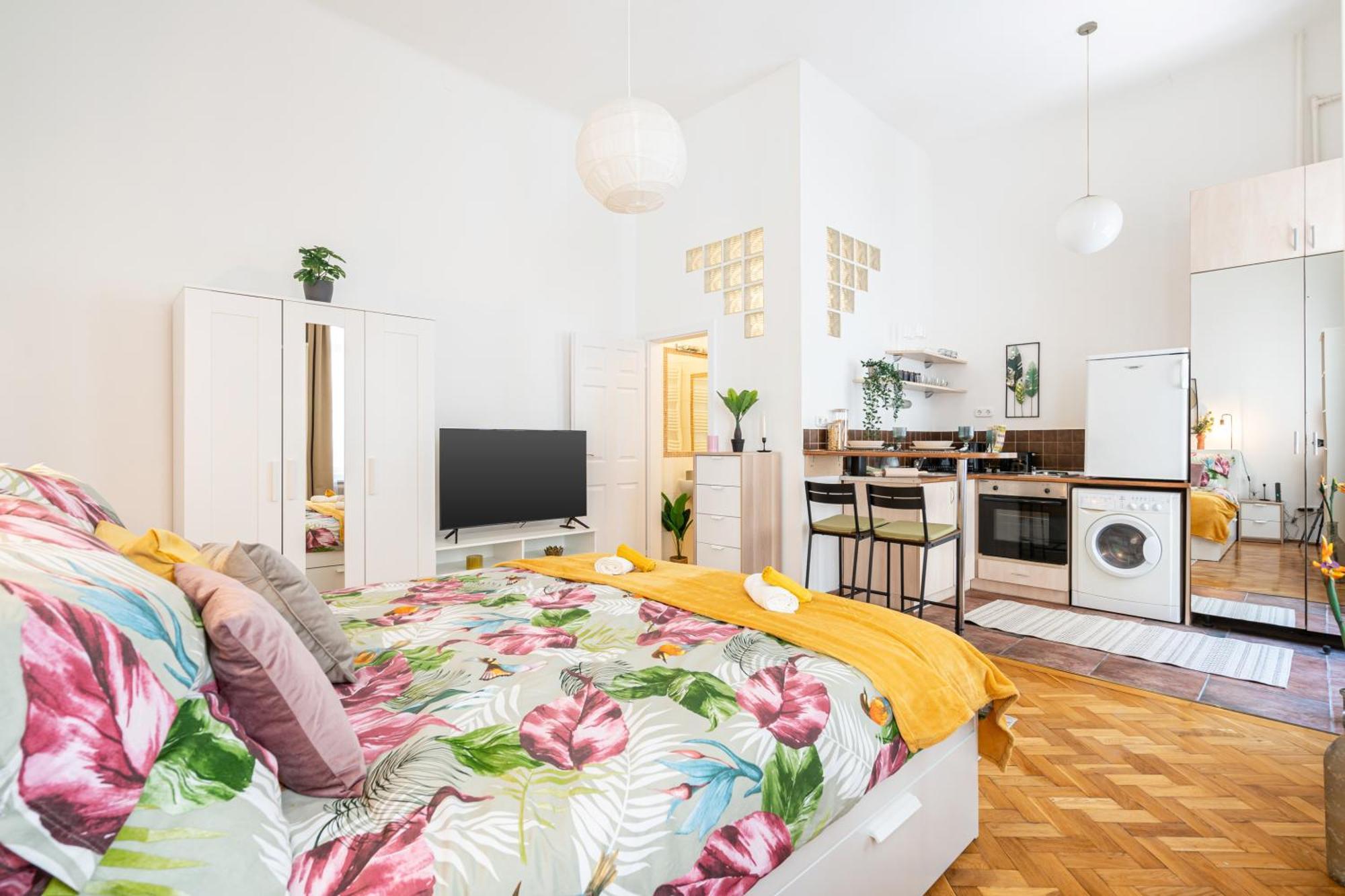 Cosmopolitan Studio - Chic Getaway In A Fancy Neighbourhood Budapeste Exterior foto